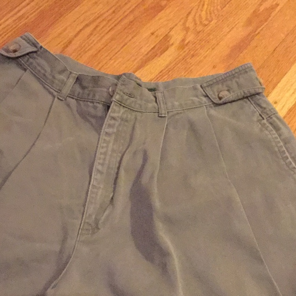 Outback Red army green khakis shorts 12;